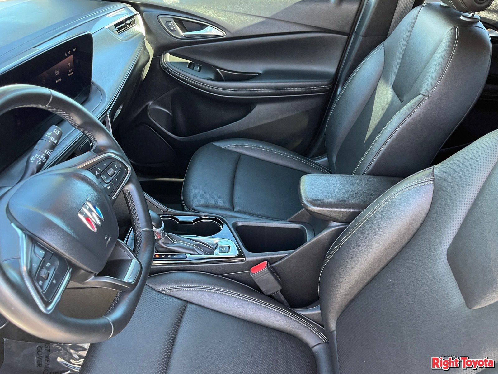 Used 2024 Buick Encore GX Sport Touring FWD image 20