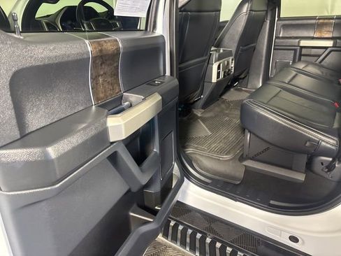 Used 2022 Ford F350 Lariat w/ Lariat Ultimate Package image 22