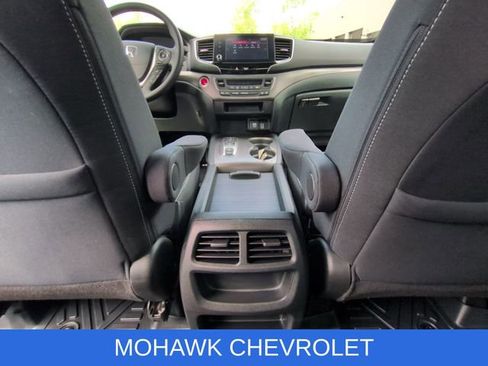 Used 2023 Honda Ridgeline Sport image 21