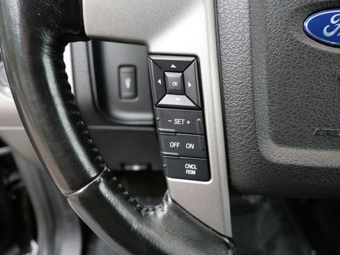 Used 2017 Ford Expedition Limited AWD/4WD image 18