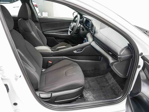 Used 2026 Hyundai Elantra Sport FWD image 16