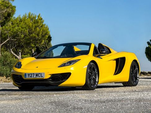 Used 2013 McLaren MP4-12C Spider image 1