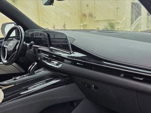 Used 2021 Cadillac Escalade Sport w/ Driver Assist Tech Package image 23