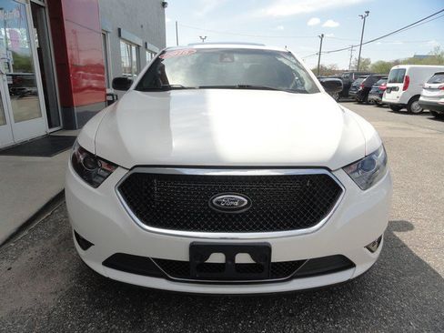 Used 2016 Ford Taurus SHO w/ Equipment Group 401A AWD/4WD image 8