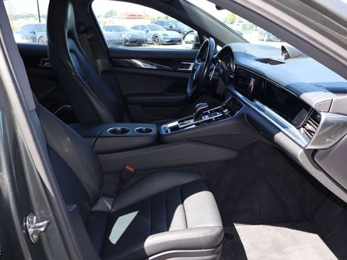 Certified 2023 Porsche Panamera 4 AWD/4WD image 33