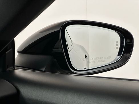 Used 2020 Porsche Taycan 4S w/ Premium Package image 21