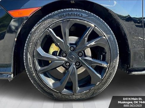 Used 2018 Honda Civic Sport image 31