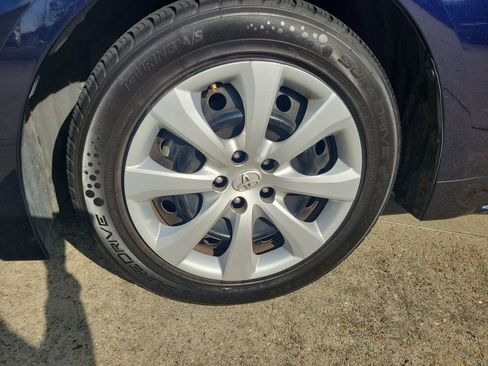 Certified 2024 Toyota Corolla LE image 29