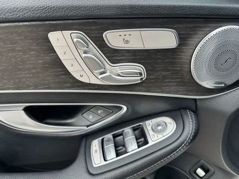 Used 2019 Mercedes-Benz C 300 4MATIC Sedan image 8