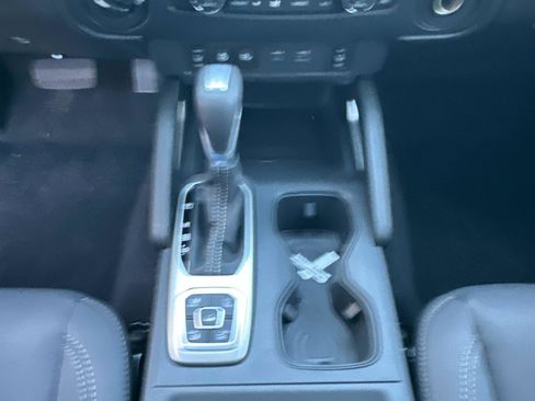 New 2026 Nissan Frontier SV w/ All-Weather Content Package image 28