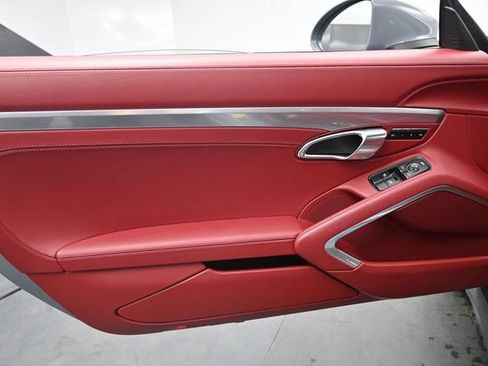 Used 2023 Porsche 718 Cayman GTS RWD image 18