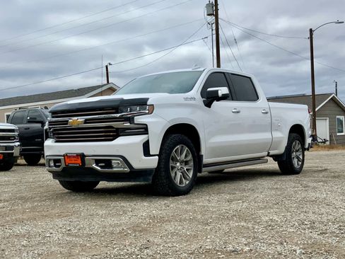Used 2022 Chevrolet Silverado 1500 High Country w/ Technology Package image 10