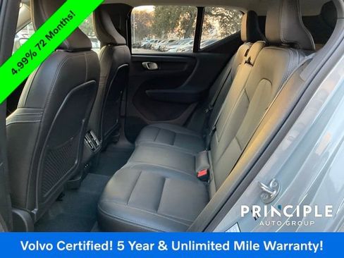 Certified 2025 Volvo XC40 B5 Core image 23