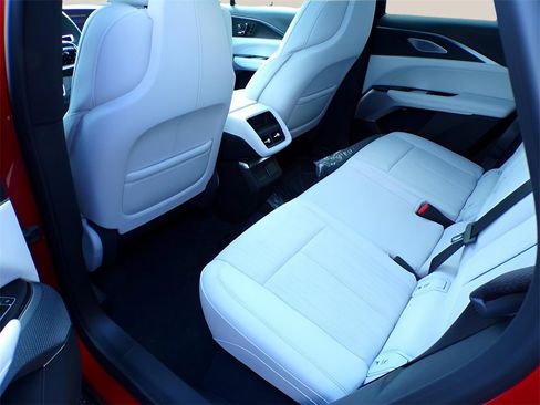 New 2025 Cadillac Lyriq Sport image 7