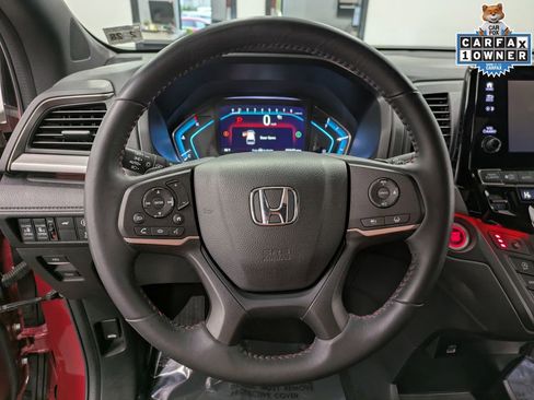 Used 2023 Honda Odyssey Sport image 18