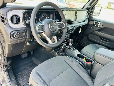 New 2025 Jeep Wrangler Sahara image 11