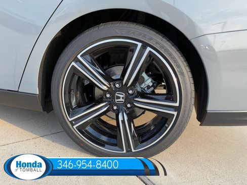 New 2025 Honda Accord Hybrid Sport image 17