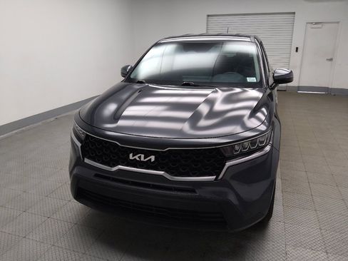 Used 2023 Kia Sorento LX AWD/4WD image 15