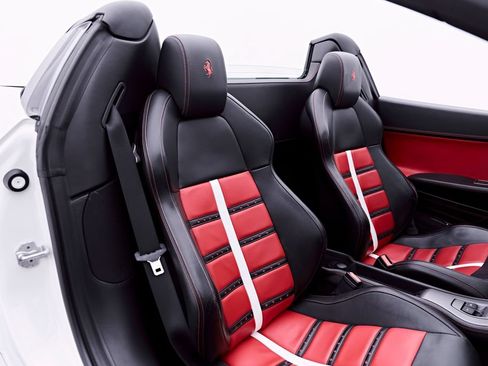 Used 2014 Ferrari 458 Spider RWD image 65