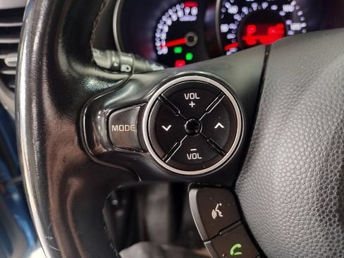 Used 2019 Kia Soul + FWD image 21