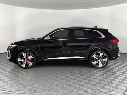 New 2026 Audi SQ5 Premium Plus AWD/4WD image 2