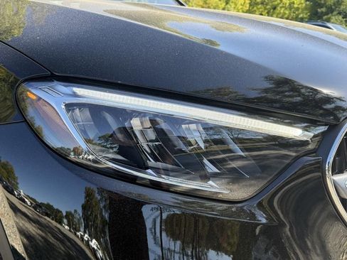 Used 2026 Mercedes-Benz GLC 300 4MATIC image 7