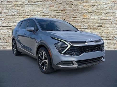 Certified 2025 Kia Sportage EX FWD image 1