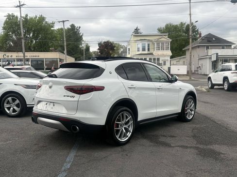 Used 2019 Alfa Romeo Stelvio Ti Sport w/ Quick Order Package 22S Sport AWD/4WD image 8