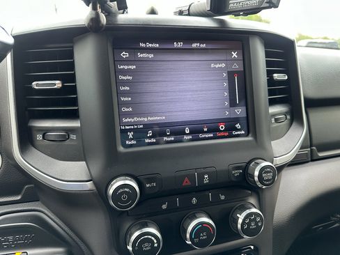 Used 2020 RAM 2500 Big Horn w/ Night Edition AWD/4WD image 22