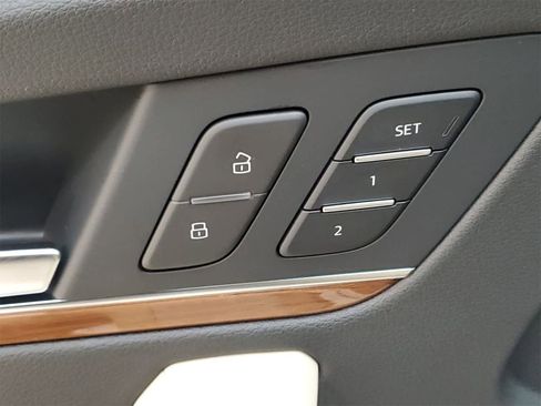 Used 2024 Audi Q5 2.0T Premium image 17