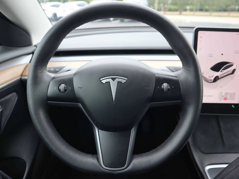 Used 2023 Tesla Model 3 Standard Range RWD image 14