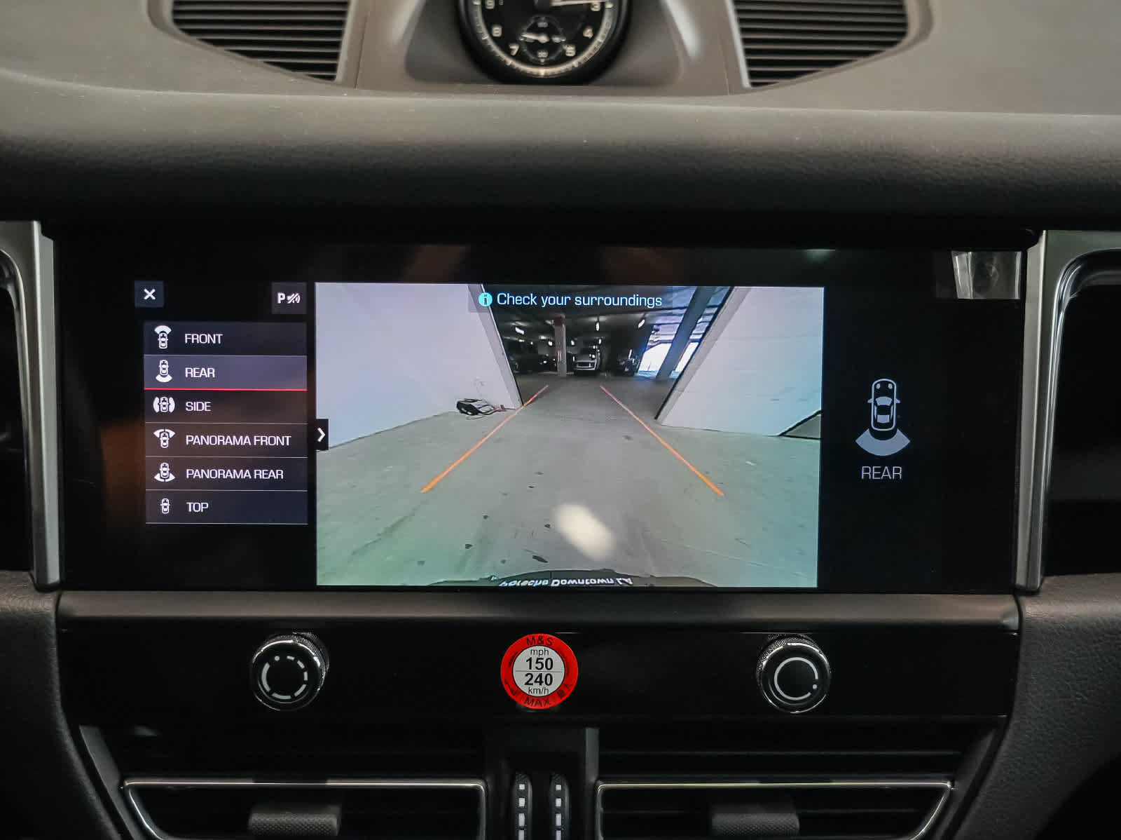 Certified 2023 Porsche Macan S AWD/4WD image 29