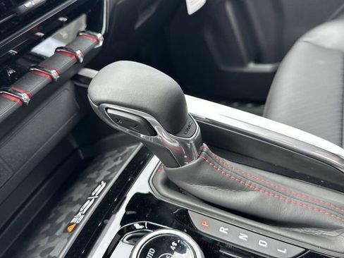 New 2026 GMC Canyon AT4X image 16