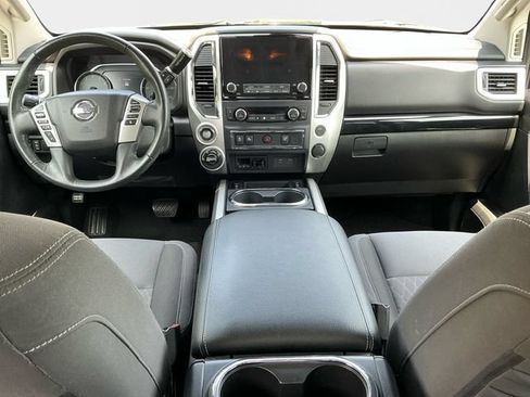 Used 2021 Nissan Titan SV w/ SV Convenience Package AWD/4WD image 11