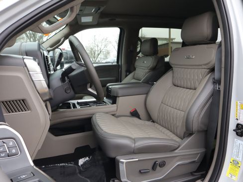 Used 2026 Ford F450 Platinum w/ Platinum Plus Package image 10