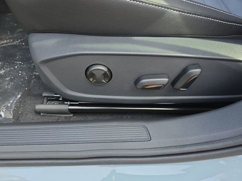 New 2026 Volkswagen Jetta SE image 25