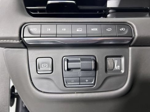 Certified 2024 Cadillac Escalade Sport Platinum AWD/4WD image 18