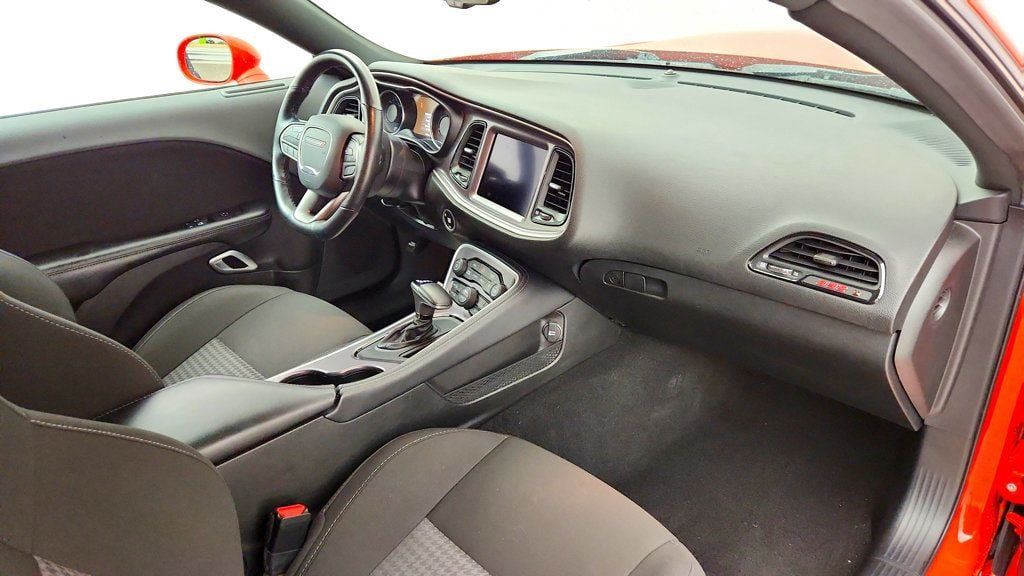 Used 2022 Dodge Challenger R/T Scat Pack RWD image 24