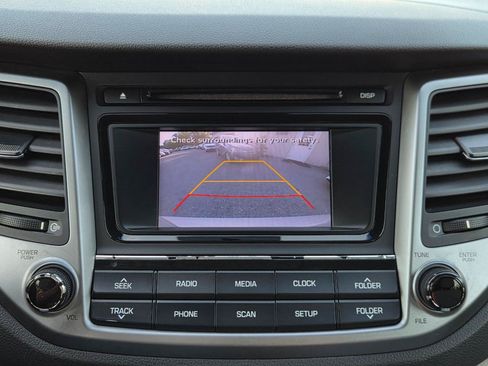 Used 2018 Hyundai Tucson SE FWD image 30