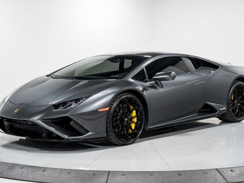 Used 2023 Lamborghini Huracan EVO RWD image 7