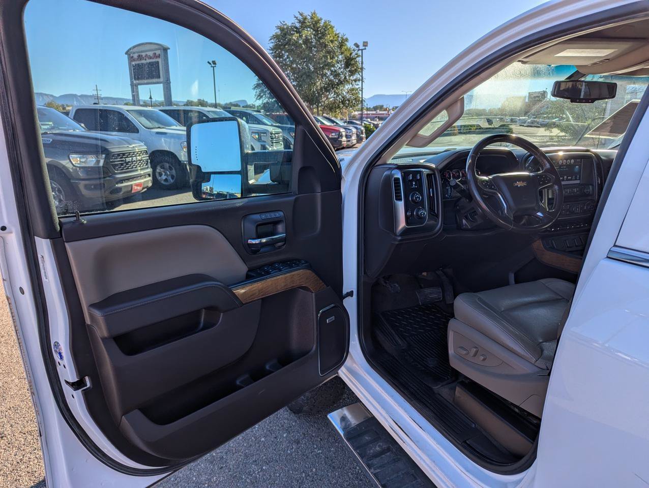 Used 2018 Chevrolet Silverado 3500 LTZ w/ Duramax Plus Package AWD/4WD image 8