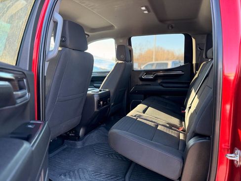 Used 2023 Chevrolet Silverado 1500 LT Trail Boss AWD/4WD image 13