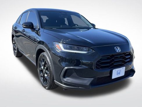 Certified 2025 Honda HR-V Sport image 8