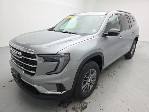 Used 2025 GMC Acadia Elevation AWD/4WD image 6