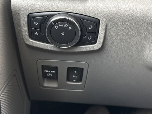 Used 2016 Ford F150 XLT w/ Equipment Group 302A Luxury image 33