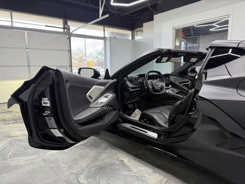 Used 2021 Chevrolet Corvette 3LT image 14