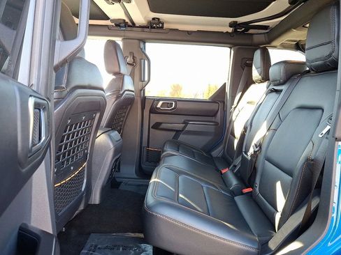 Used 2024 Ford Bronco Badlands image 10