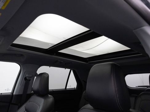 Used 2023 Ford Explorer Limited w/ Equipment Group 301A image 54