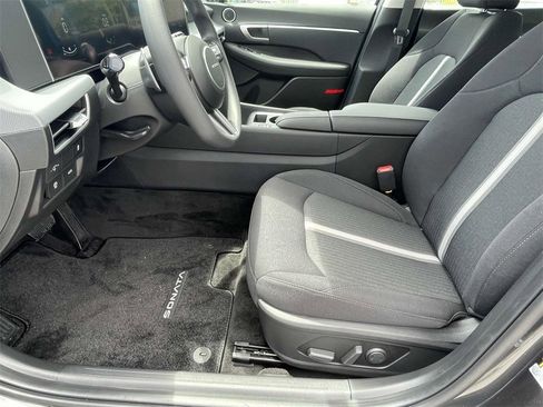 New 2025 Hyundai Sonata SEL image 15