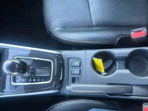 Used 2019 Nissan Sentra SL FWD image 18